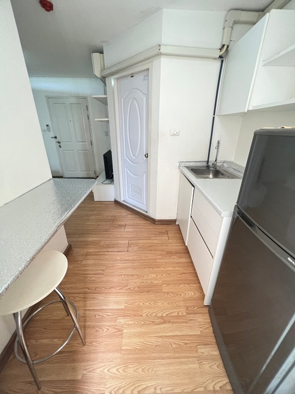 ขายคอนโดปิ่นเกล้า จรัญสนิทวงศ์ : 💖💖ขายพร้อมผู้เช่า The Trust Residence Pinklao (1 Br 29 ตร.ม/1.65 ล้าน) ชั้น 24  พร้อมเฟอร์ ใกล้ห้าง, ถนนใหญ่ / สนใจสอบถามได้นะคะ Line ID : atfirm2010 💖💖