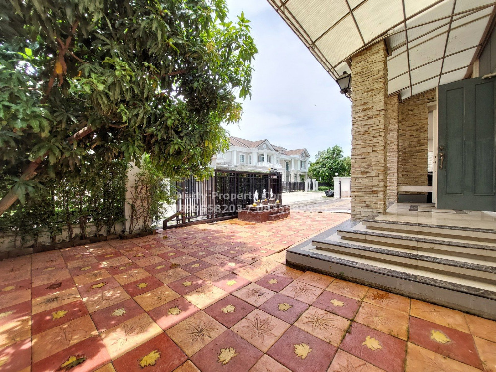 For SaleHouseBangna, Bearing, Lasalle : Exclusive community Superior detached house with different styles Narasiri Bangna km.10