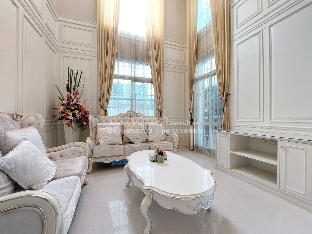 For SaleHouseBangna, Bearing, Lasalle : Exclusive community Superior detached house with different styles Narasiri Bangna km.10