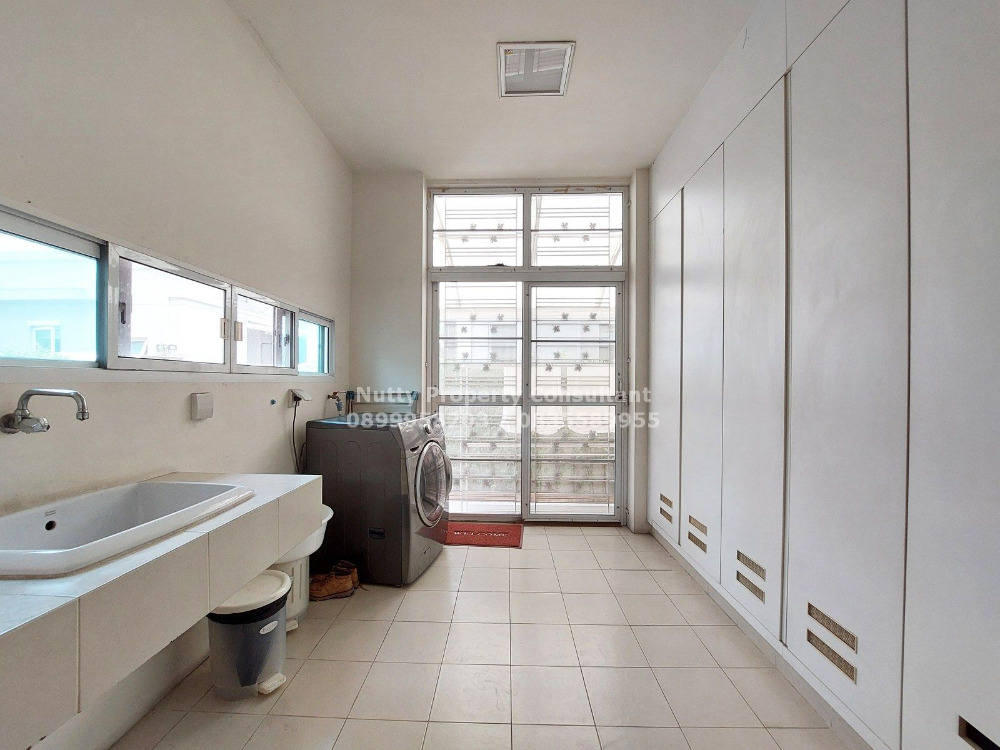 For SaleHouseBangna, Bearing, Lasalle : Exclusive community Superior detached house with different styles Narasiri Bangna km.10