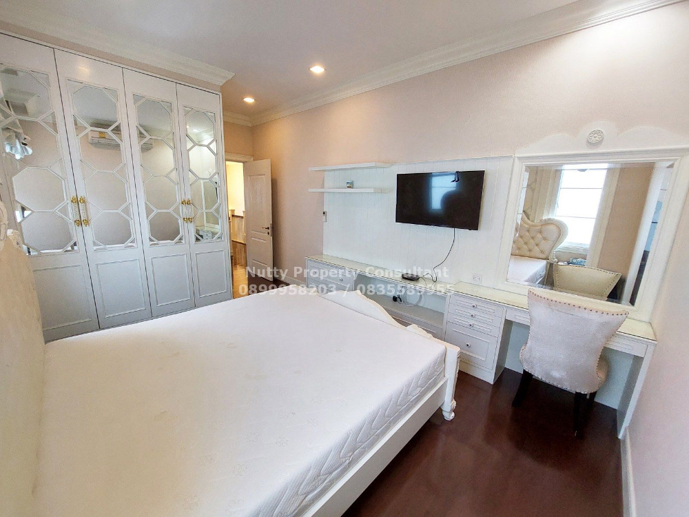 For SaleHouseBangna, Bearing, Lasalle : Exclusive community Superior detached house with different styles Narasiri Bangna km.10