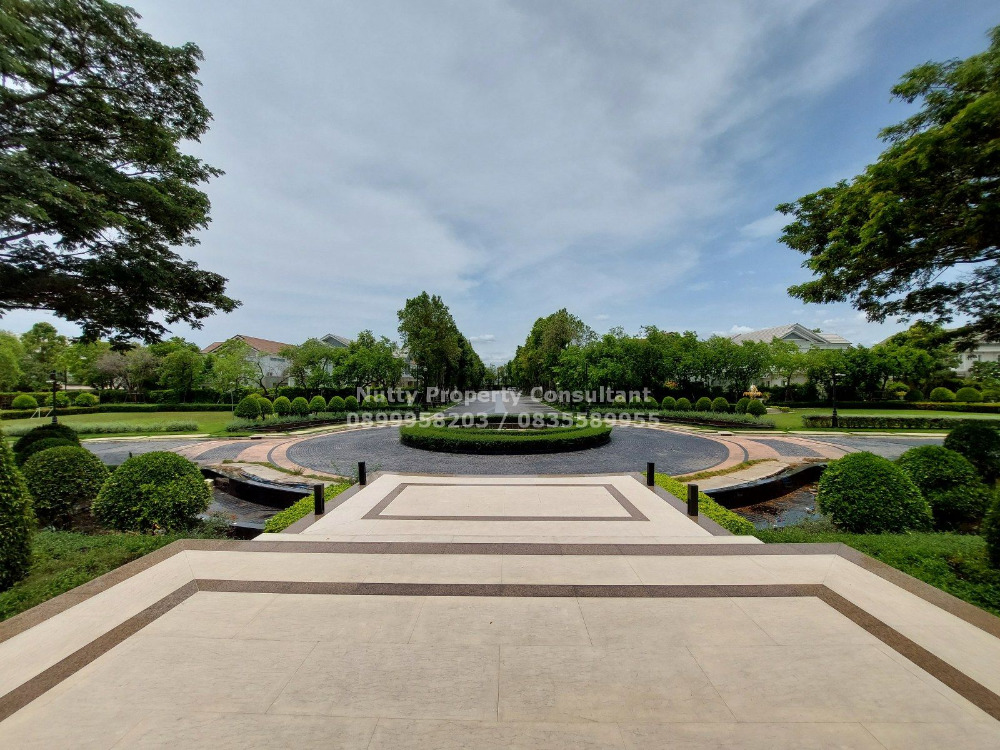 For SaleHouseBangna, Bearing, Lasalle : Exclusive community Superior detached house with different styles Narasiri Bangna km.10