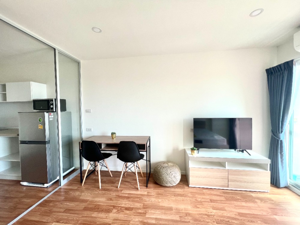 For SaleCondoPattanakan, Srinakarin : Condo for sale near Kasem Bundit University, Condo Lumpini Ville Phatthanakan Srinakarin, 1 bedroom, size 26 square meters, fully furnished, beautiful room, good atmosphere, convenient transportation Srinakarin, Phatthanakan, Krungthep Kreetha, Suan Luang
