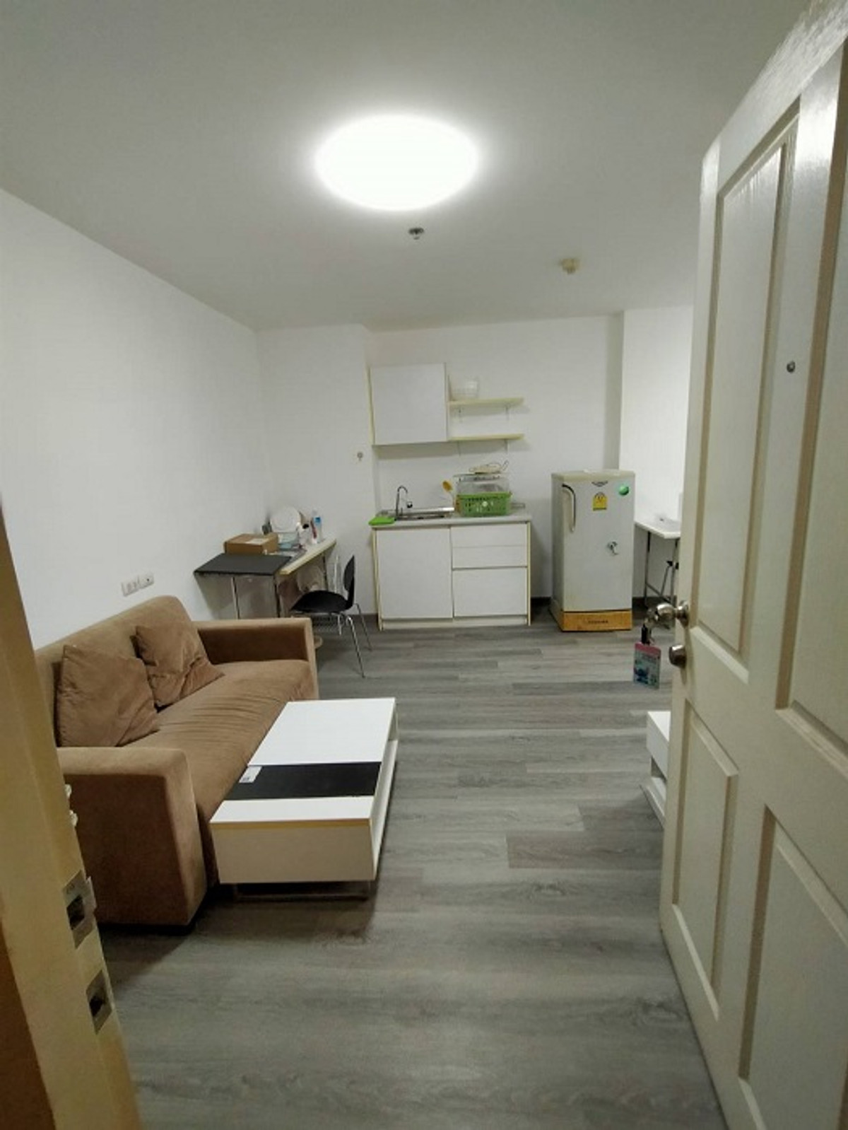 ให้เช่าคอนโดปิ่นเกล้า จรัญสนิทวงศ์ : 💖💖ให้เช่า!! คอนโด The Trust Residence Pinklao 1Bed 35 ตร.ม.ชั้น 10 ราคา 9500 บาท / สนใจสอบถามได้นะคะ Line ID : atfirm2010 💖💖