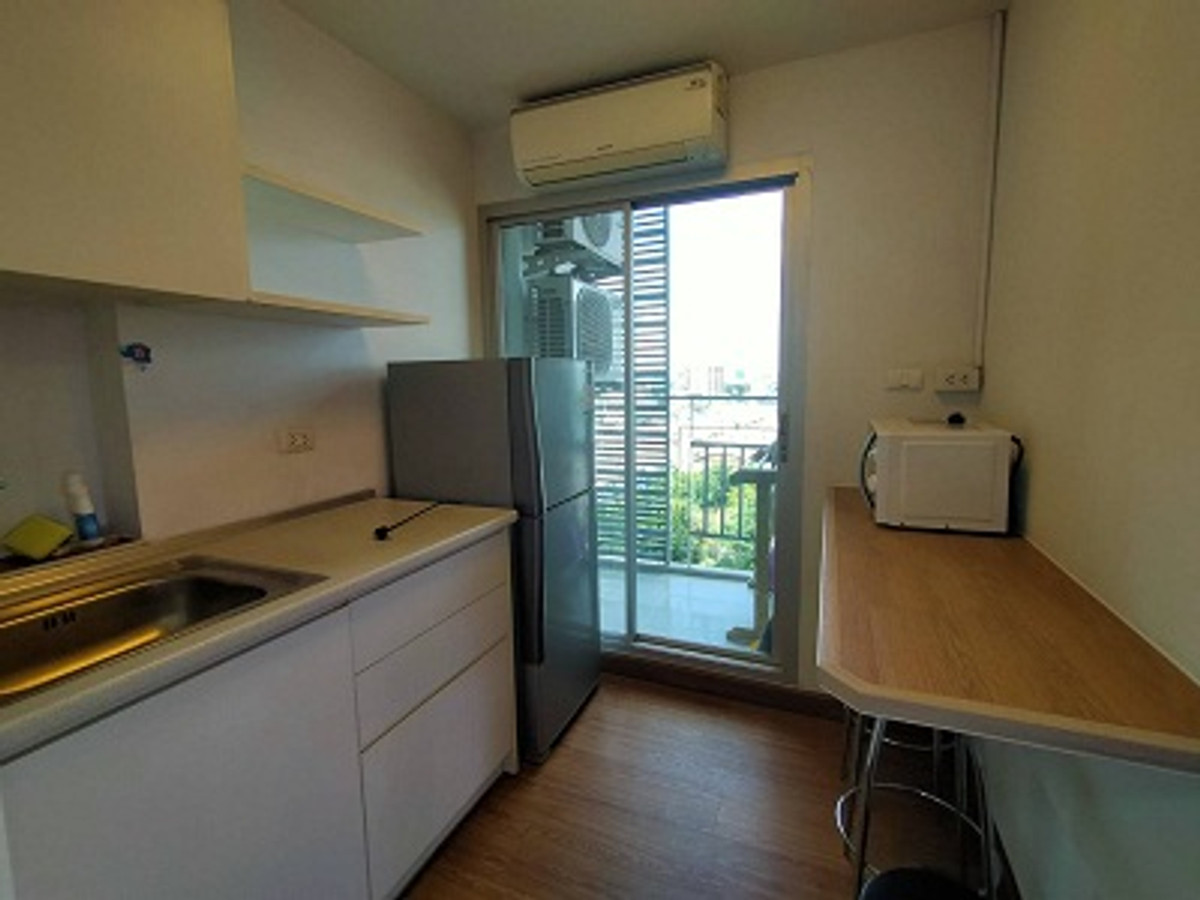 ให้เช่าคอนโดปิ่นเกล้า จรัญสนิทวงศ์ : 💖💖ให้เช่า!! คอนโด The Trust Residence Pinklao/ 1 ห้องนอน ขนาด 29  ตรม ราคา 8,500 บาท / สนใจสอบถามได้นะคะ Line ID : atfirm2010 💖💖