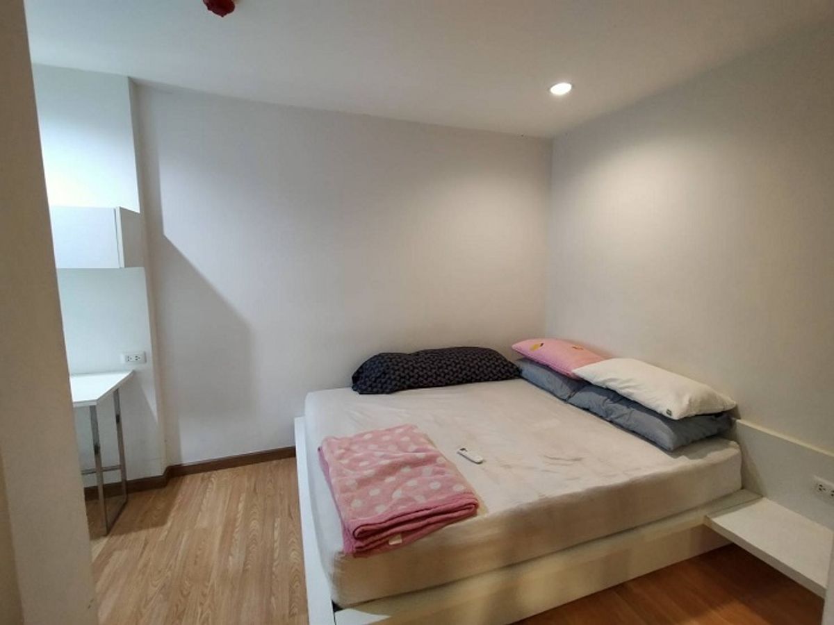 ให้เช่าคอนโดปิ่นเกล้า จรัญสนิทวงศ์ : 💥รหัส TTPK241059 💥 📢📢For Rent The Trust Residence Pinklao (1 Bed 35 ตร.ม/8500) ชั้น 24 เฟอร์โครงการ ใกล้ห้าง,ถนนใหญ่📞 087-4496994 เฟิร์ส