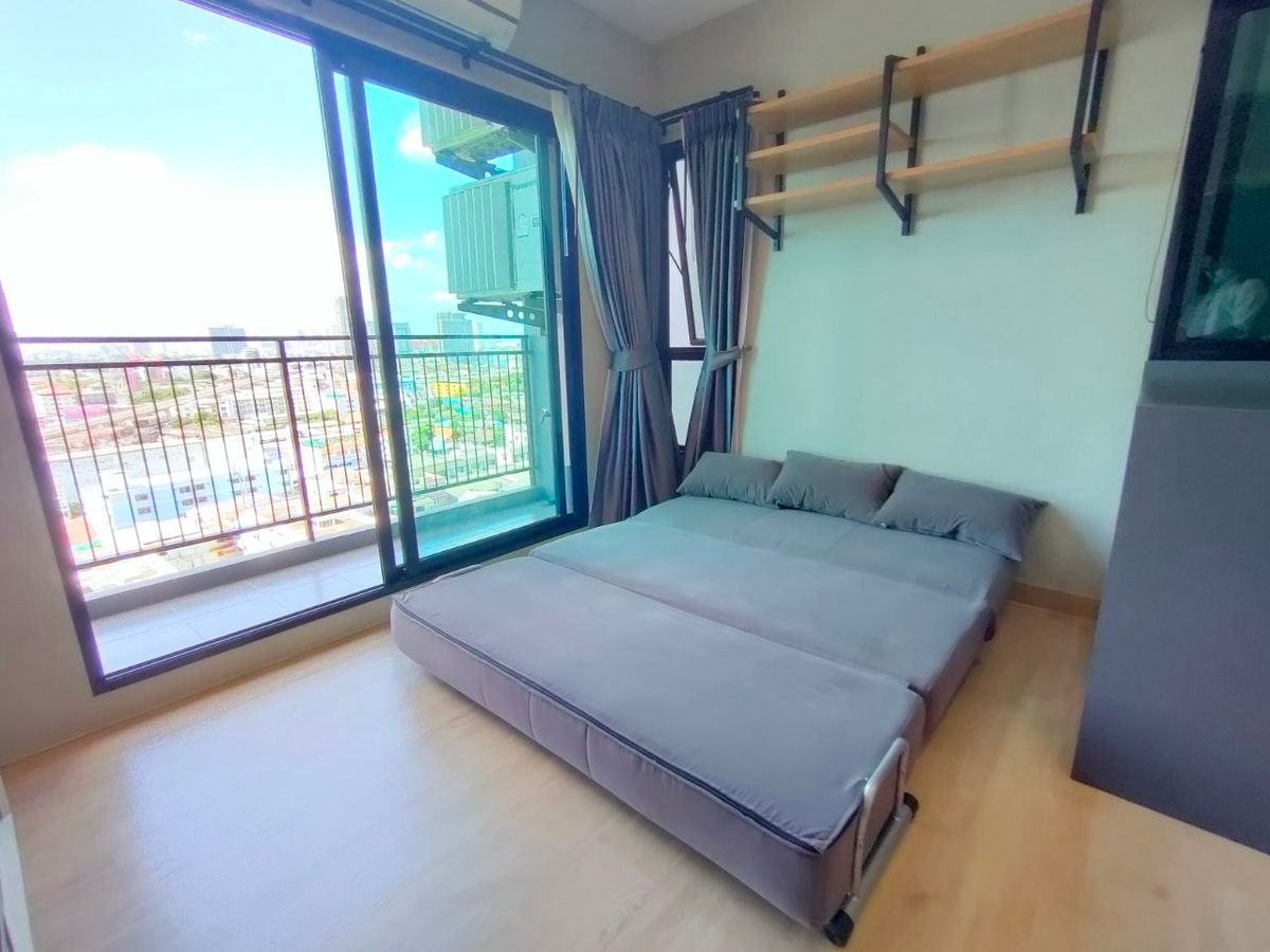 ให้เช่าคอนโดปิ่นเกล้า จรัญสนิทวงศ์ : YR364 อยู่ห้องไหนก็มีทีวีตามไป ไปศิริราชง่าย ซักผ้าและอบได้ในเครื่องเดียว