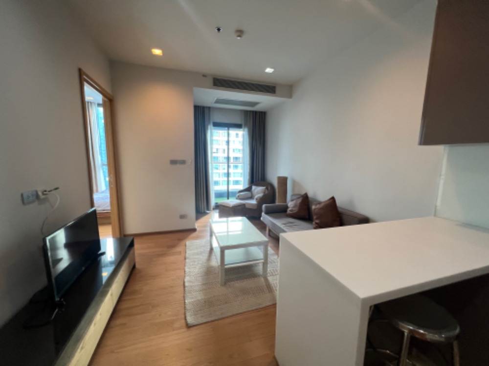 ให้เช่าคอนโดนานา : for rent Hyde 13 1 bed big size special deal ⭐️⭐️⭐️