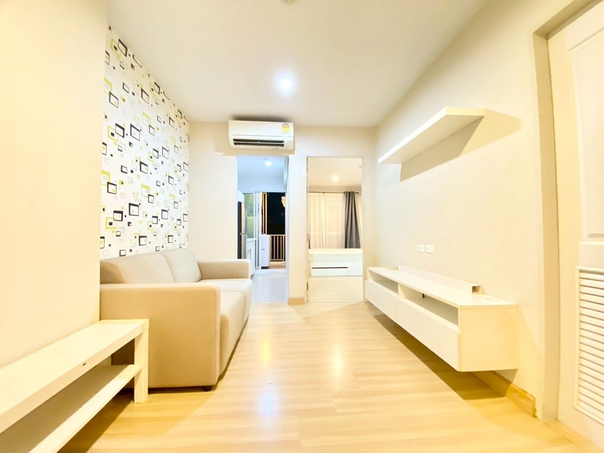 For RentCondoNawamin, Ramindra : Condo for rent, The Kit Nawamin Project, Building A, Floor B, 4th floor, Room 5/77, Garden View, Size 32 sqm. Price 7,000 baht, 2 air conditioners 
 
