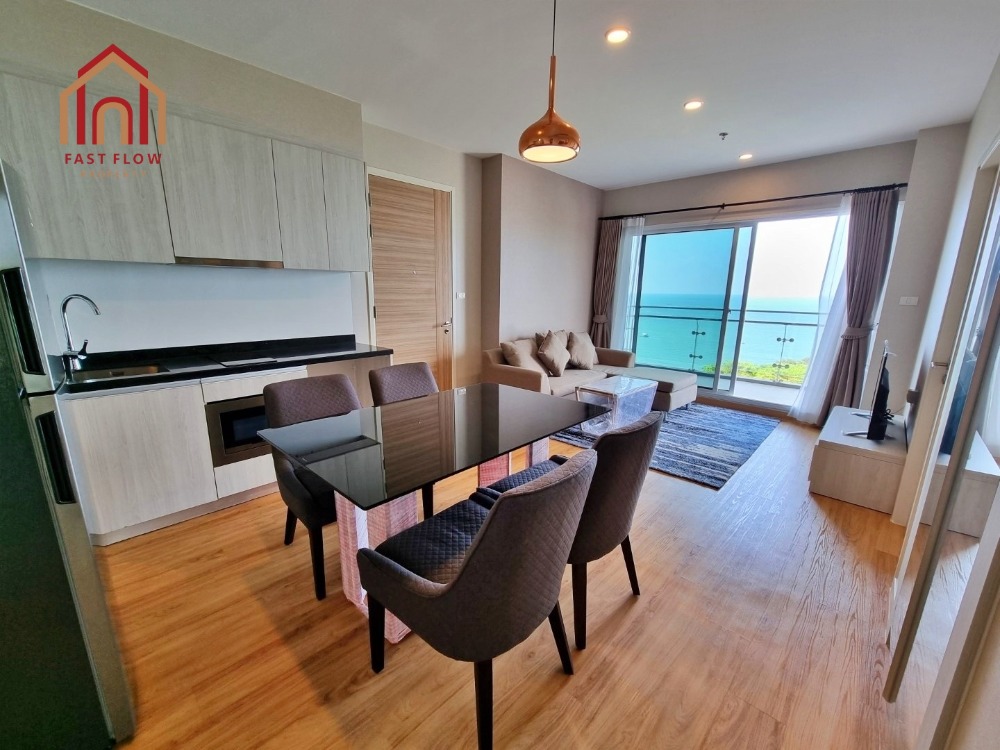 For RentCondoSriracha Laem Chabang Ban Bueng : 2bedrooms panaromic sea view for rent fully furnished 10th floor The Zea Sriracha