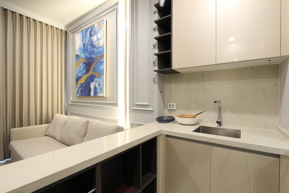 For RentCondoSukhumvit, Asoke, Thonglor : 🔥For urgent rent🔥Laviq Sukhumvit 57, spacious room, beautifully decorated, fully furnished, near BTS Thonglor ❗
