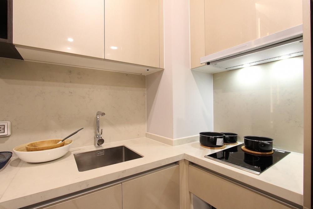 For RentCondoSukhumvit, Asoke, Thonglor : 🔥For urgent rent🔥Laviq Sukhumvit 57, spacious room, beautifully decorated, fully furnished, near BTS Thonglor ❗