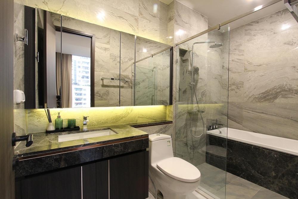 For RentCondoSukhumvit, Asoke, Thonglor : 🔥For urgent rent🔥Laviq Sukhumvit 57, spacious room, beautifully decorated, fully furnished, near BTS Thonglor ❗