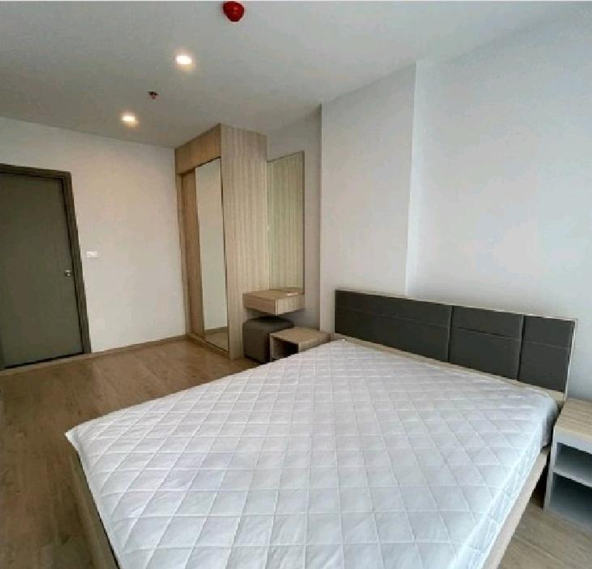 ให้เช่าคอนโดบางนา แบริ่ง ลาซาล : Hot​  Price!!!!! For Rent Ideo O2 250 M. From BTS Bangna