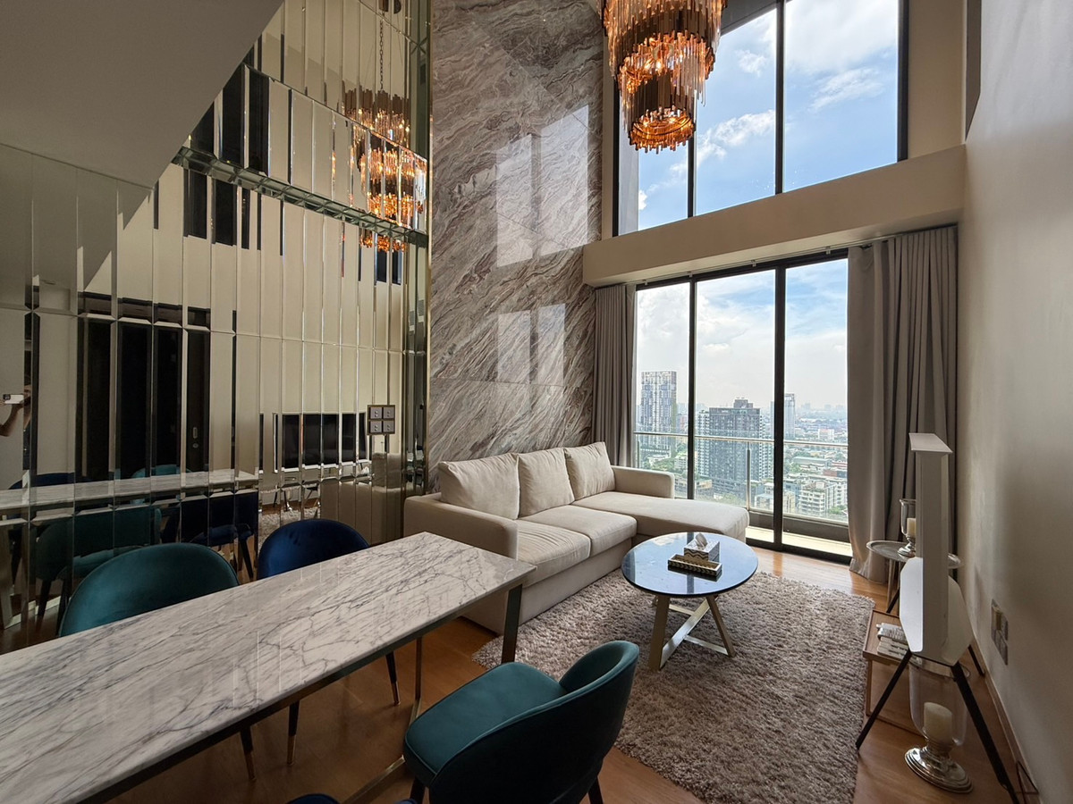 🌿 Beatniq 🌿 Beautiful room, Fully furnished 🛏 2 Bed 2 Bath 105 sq.m, price negotiable!!! - Next to BTS Phrom Phong Loading...