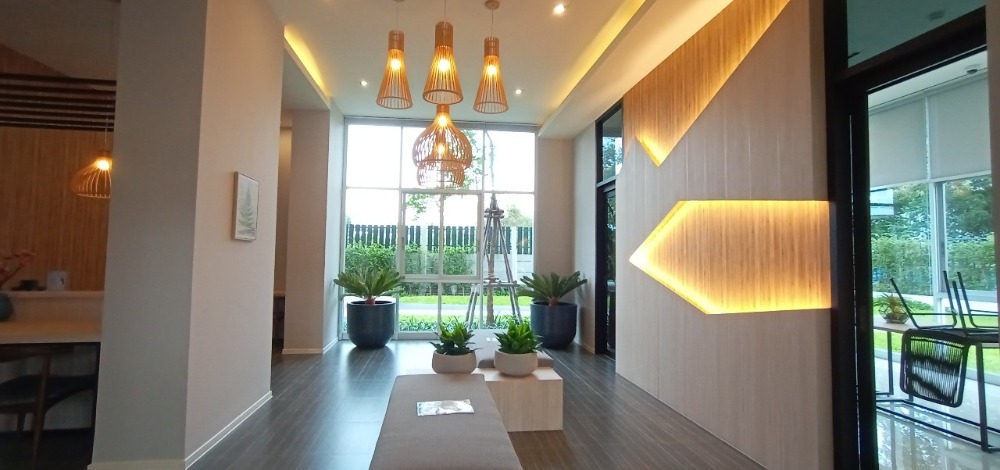 ขายคอนโดปิ่นเกล้า จรัญสนิทวงศ์ : ขายคอนโด ลุมพินี พาร์ค บรมราชชนนี-สิรินธร 2 ห้องนอน ห้องใหญ่ ใกล้ เซ็นทรัล ปิ่นเกล้า ราคาพิเศษ Fully Furnished พร้อมอยู่ 2 ห้องนอน ขนาด 51 ตรม. เดินทางสะดวก MRT สถานีบางยี่ขัน, พาต้าปิ่นเกล้า, จรัญสนิทวงศ์, บางพลัด, ร.พ.ศิริราช,