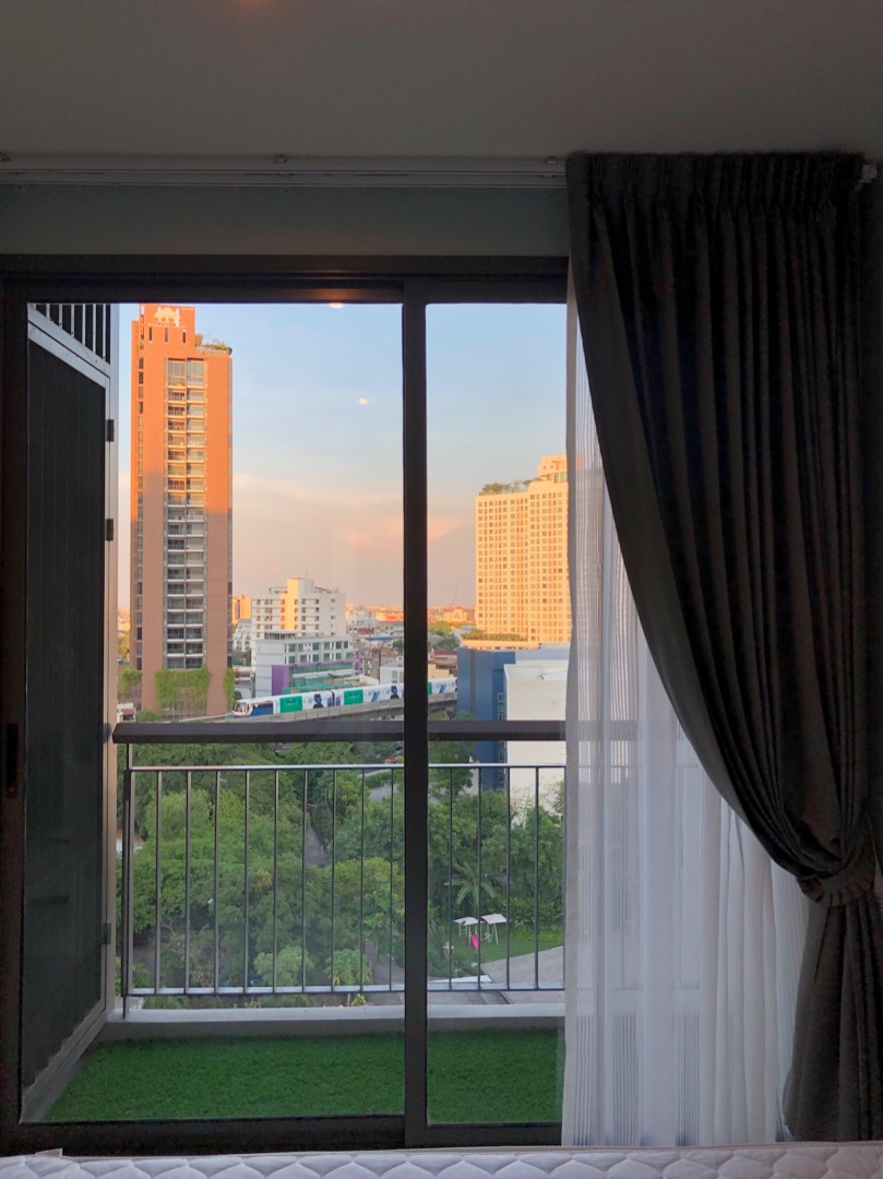 CondoSukhumvit, Asoke, Thonglor : (1919) Condo for sale near Ekkamai BTS Rhythm Sukhumvit 42.