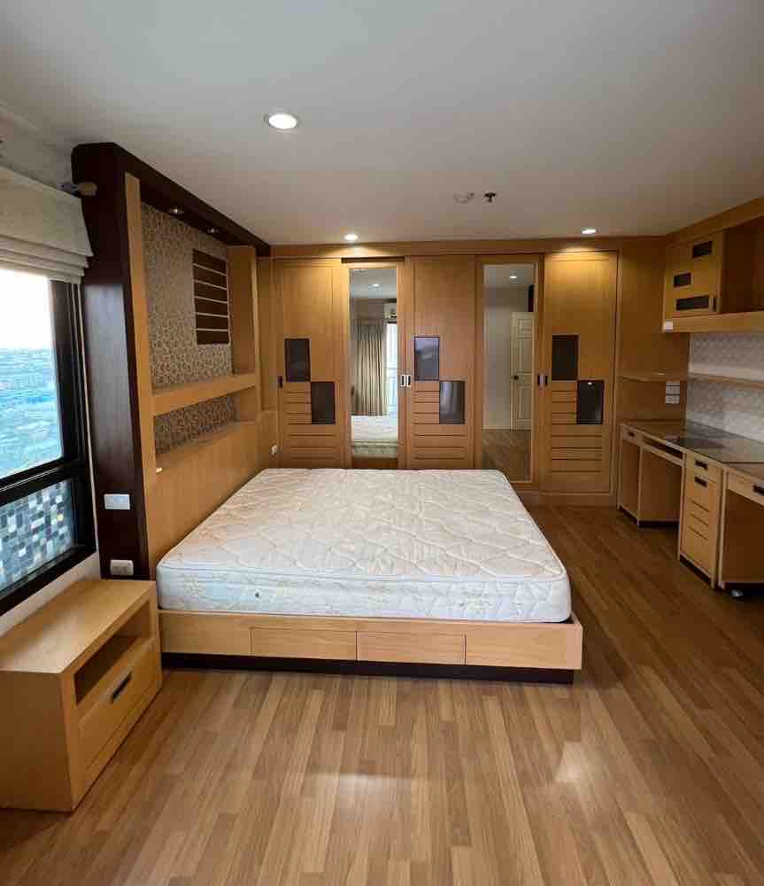 ให้เช่าคอนโดสะพานควาย จตุจักร : for renr Lpn place phahol sapankwai 2bed special deal