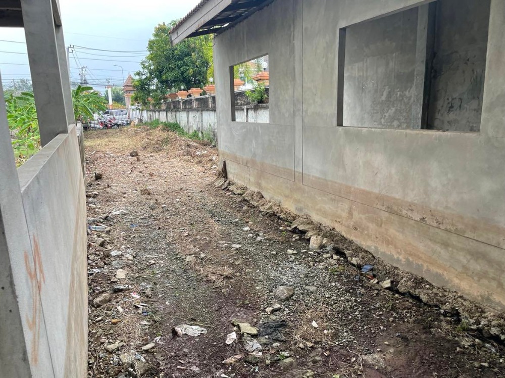 ขายที่ดินพุทธมณฑล ศาลายา : ขายบ้าน 3 หลังพร้อม ที่ดิน 4 ไร่ 17 ตารางวา  ติดหมู่บ้านมณฑล7   ถนนทวีวัฒนา  หลักสอง  บางแค  กรุงเทพ