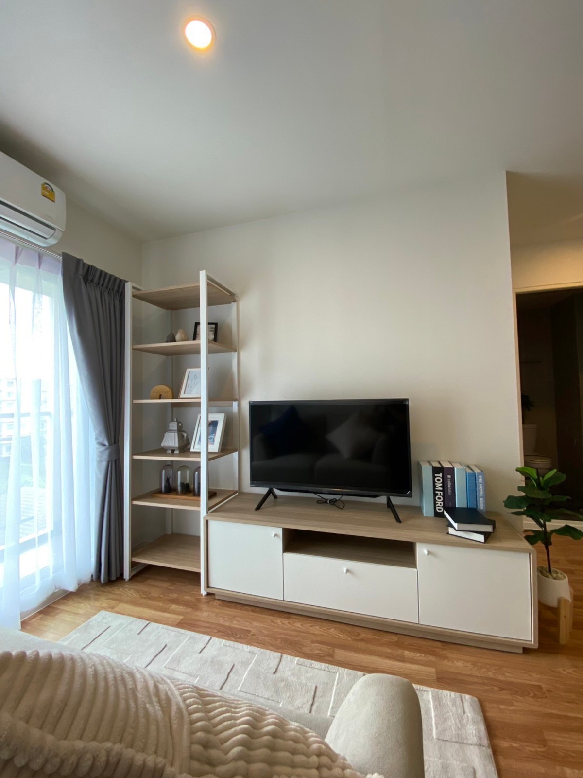 For SaleCondoRattanathibet, Sanambinna : Condo for sale, Lumpini Ville Phra Nang Klao-River View, 1 bedroom, size 26.18 sq m., near Chao Phraya River Next to Rattanathibet Road Phra Nang Klao Bridge Book today and get special privileges to help pay installments for 24 months, plus free furniture