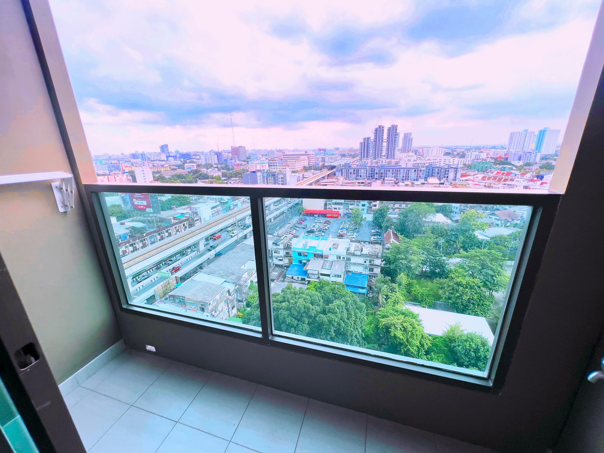 For SaleCondoKasetsart, Ratchayothin : Condo for sale, Lumpini Park Phahol 32, near bts Senanikom, special price near Kasetsart University, Sripatum University, book today and get free privileges!