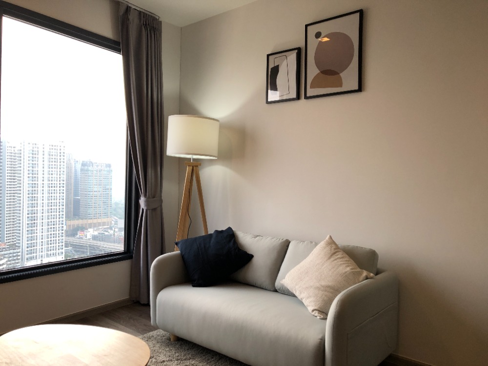 For RentCondoLadprao, Central Ladprao : Condo for rent, new box, Life Ladprao Valley 1 bedroom, high floor, beautiful view for only 19,999/month.