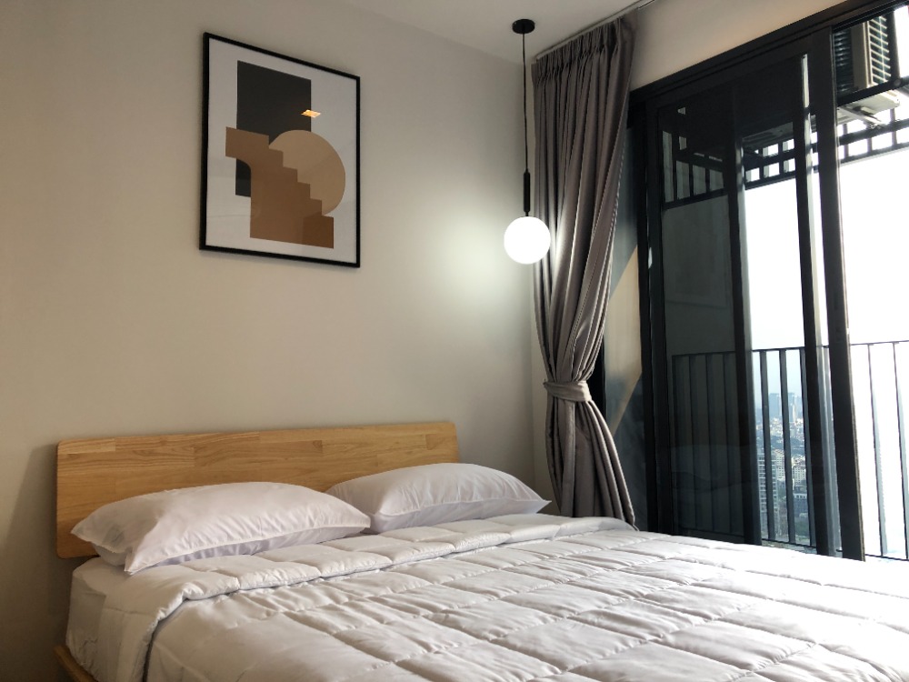 For RentCondoLadprao, Central Ladprao : Condo for rent, new box, Life Ladprao Valley 1 bedroom, high floor, beautiful view for only 19,999/month.