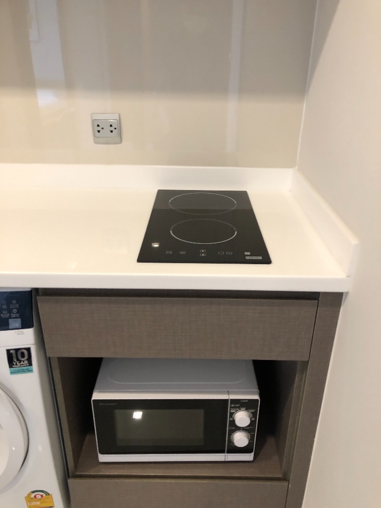 For RentCondoLadprao, Central Ladprao : Condo for rent, new box, Life Ladprao Valley 1 bedroom, high floor, beautiful view for only 19,999/month.