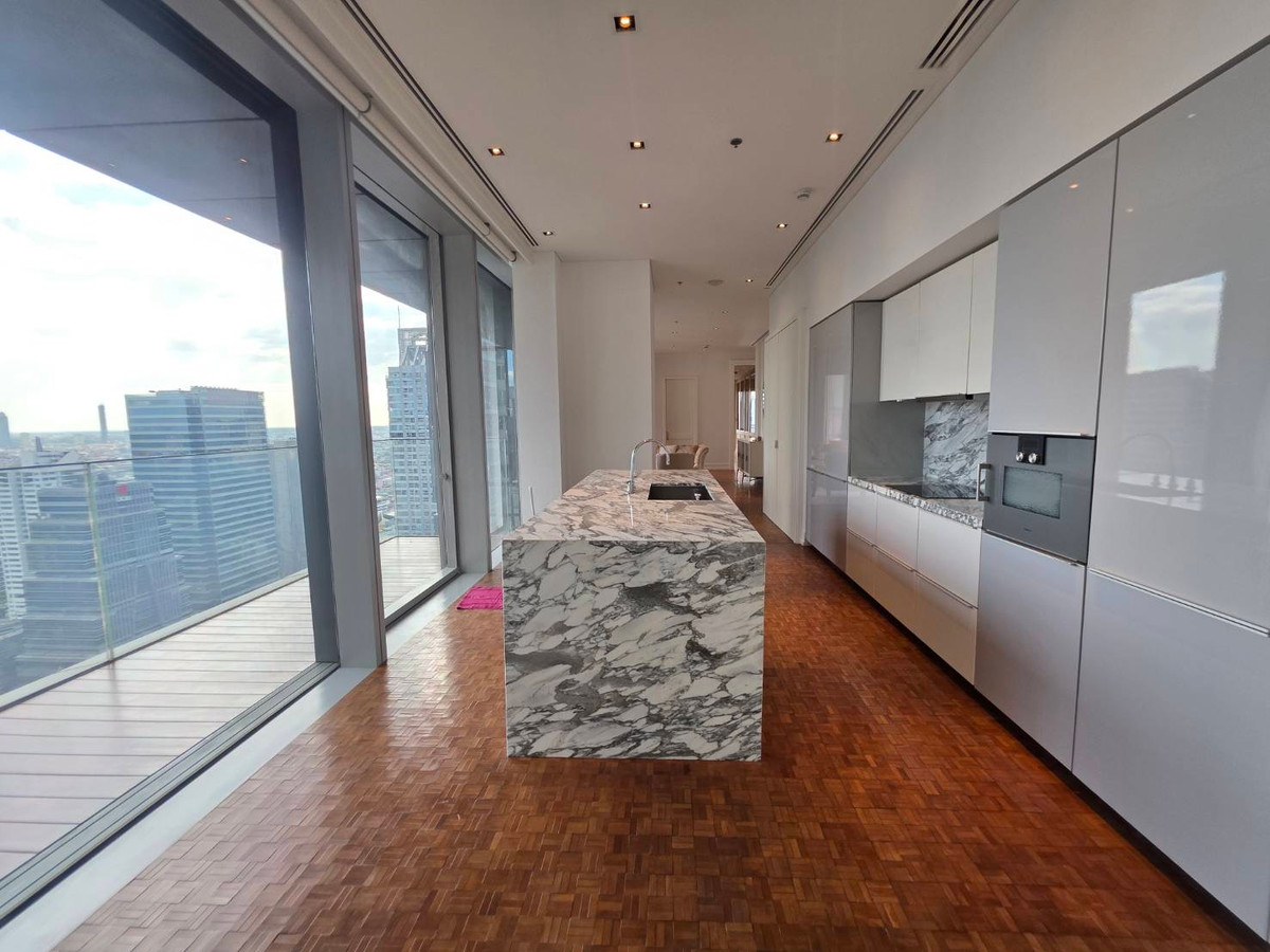 ขายคอนโดสาทร นราธิวาส : The Ritz Carlton Residences 3bed 3bath 197.32sqm. 99,500,000 Am: 0656199198