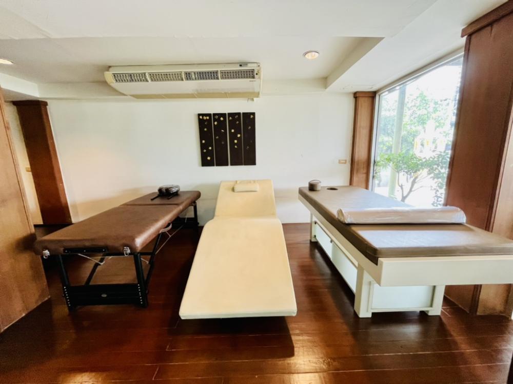 For SaleFactoryMin Buri, Romklao : Selling luxury furniture factory with business Why did you miss the order? Selling because wanting to retire. no take over