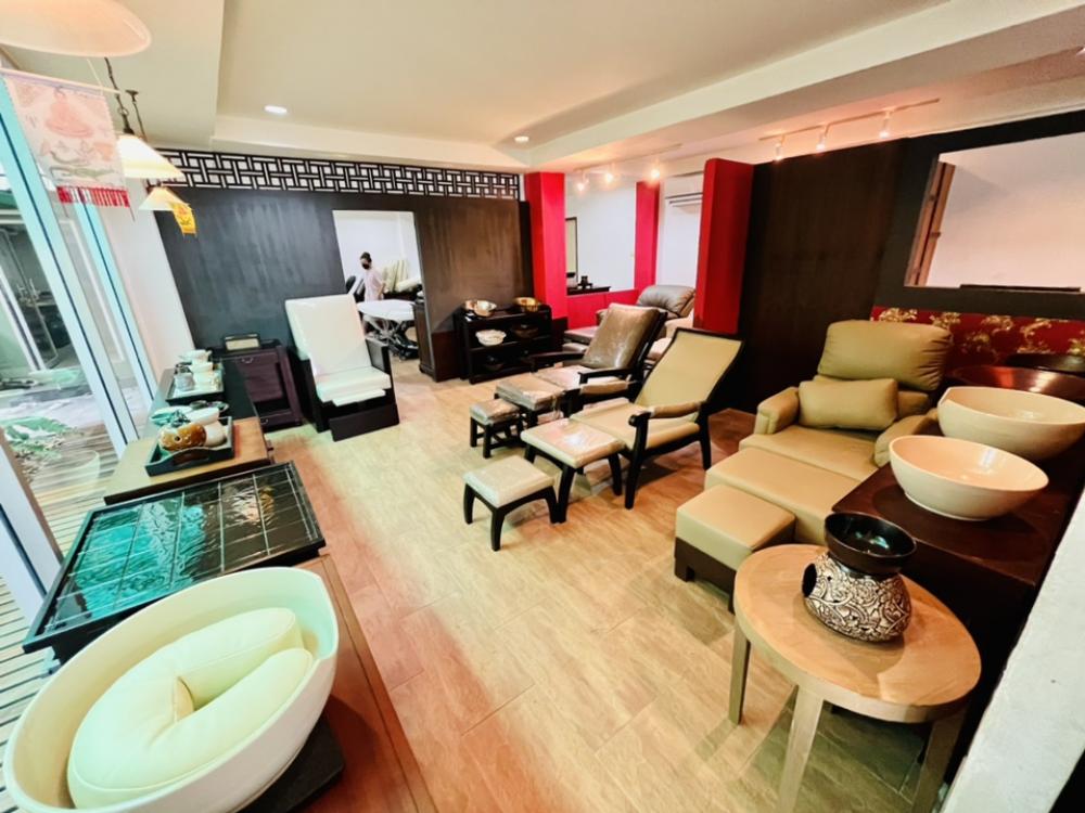 For SaleFactoryMin Buri, Romklao : Selling luxury furniture factory with business Why did you miss the order? Selling because wanting to retire. no take over