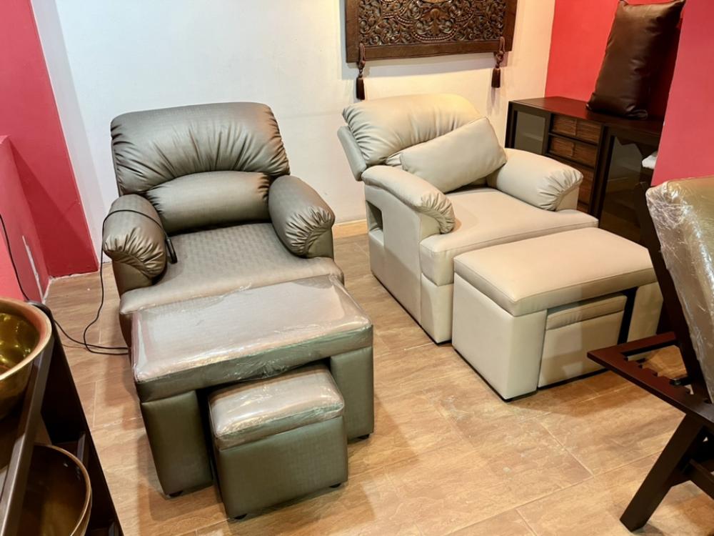 For SaleFactoryMin Buri, Romklao : Selling luxury furniture factory with business Why did you miss the order? Selling because wanting to retire. no take over