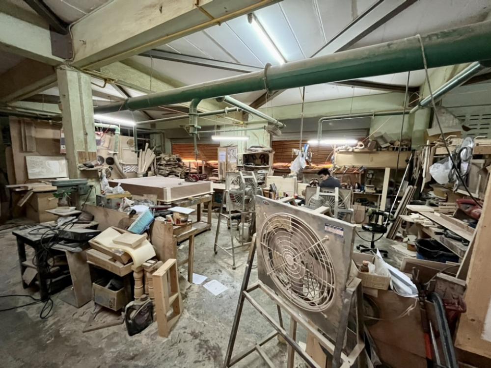 For SaleFactoryMin Buri, Romklao : Selling luxury furniture factory with business Why did you miss the order? Selling because wanting to retire. no take over