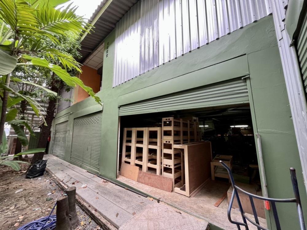 For SaleFactoryMin Buri, Romklao : Selling luxury furniture factory with business Why did you miss the order? Selling because wanting to retire. no take over