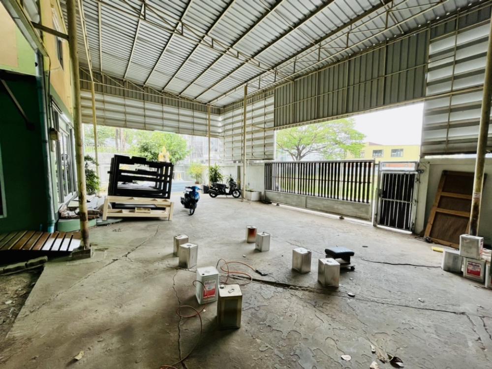 For SaleFactoryMin Buri, Romklao : Selling luxury furniture factory with business Why did you miss the order? Selling because wanting to retire. no take over