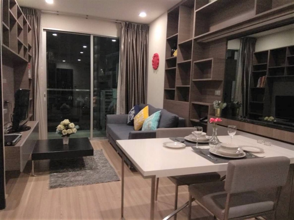 For RentCondoOnnut, Udomsuk : for rent Skywalk residence 2 bed special deal !!