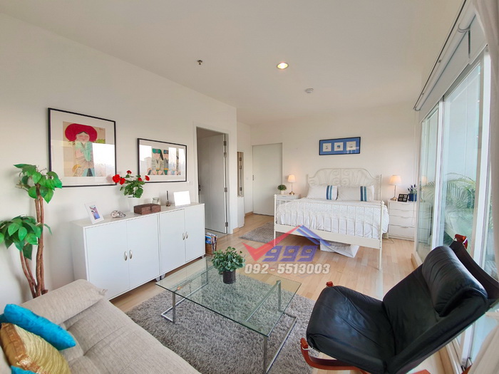 For SaleCondoPattanakan, Srinakarin : Urgent sale, owner moves country, corner room, 3 bedrooms, The Fourwings Residence on Srinakarin Road, Hua Mak.