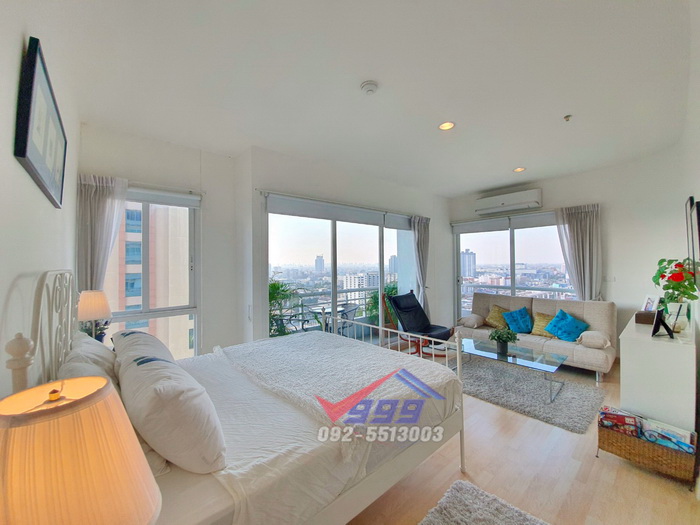 For SaleCondoPattanakan, Srinakarin : Urgent sale, owner moves country, corner room, 3 bedrooms, The Fourwings Residence on Srinakarin Road, Hua Mak.