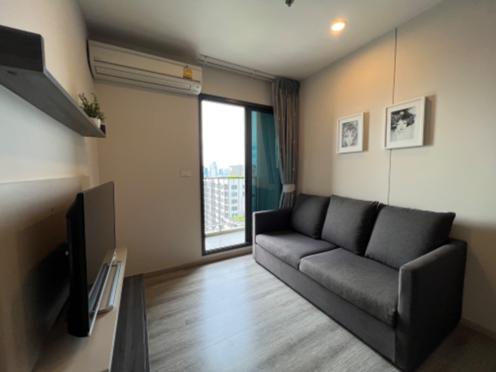 ให้เช่าคอนโดอารีย์ อนุสาวรีย์ : for rent Centric Ari station 2 bed super deal !!