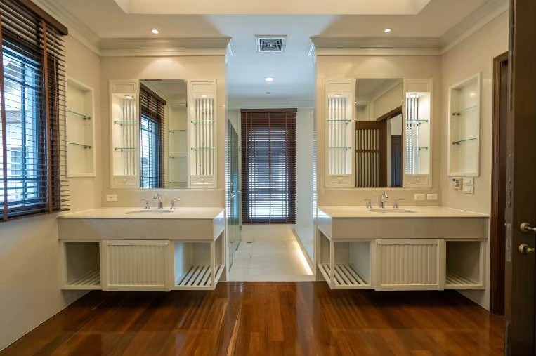 For RentHouseSathorn, Narathiwat : House arround sathorn for rent