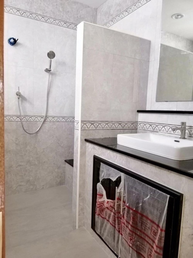 ขายบ้านปิ่นเกล้า จรัญสนิทวงศ์ : ขายบ้านเดี่ยว  4 ชั้น  ม.ธาริณี ปิ่นเกล้า  ถนนบรมราชชนนี19  อรุณอมรินทร์  บางกอกน้อย  กรุงเทพ