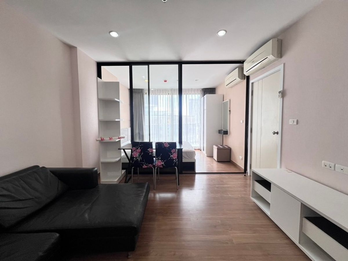 For RentCondoBang Sue, Wong Sawang, Tao Pun : 🌵 [Rent] The Tree Interchange (2BR 57 sqm / 20,000 baht), 10th floor, building A, near the train, call 0636241455 !!