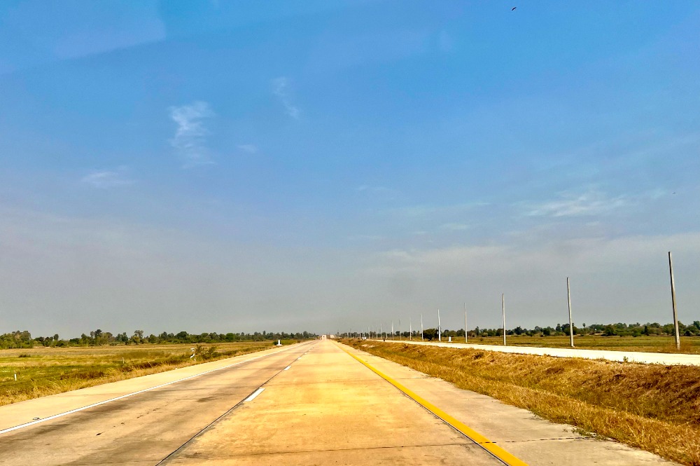 ขายที่ดินโคราช นครราชสีมา : ขาย ที่ดิน โคราช ทำเลทอง อนาคตไกล ริมทางหลวง ถนนวงแหวนรอบเมืองโคราช (290) ไร่ละ 1.8 ล้านบาท