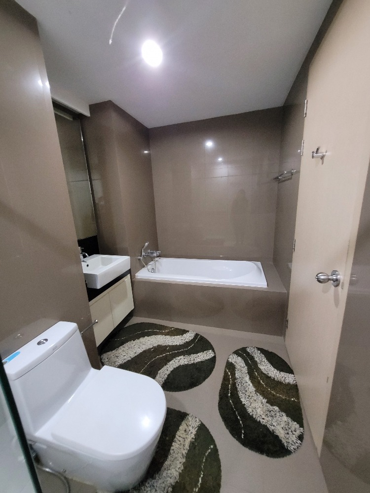 For RentCondoNana, North Nana,Sukhumvit13, Soi Nana : Best Deal ! For rent, 2 bed 2 bath, Siri on 8