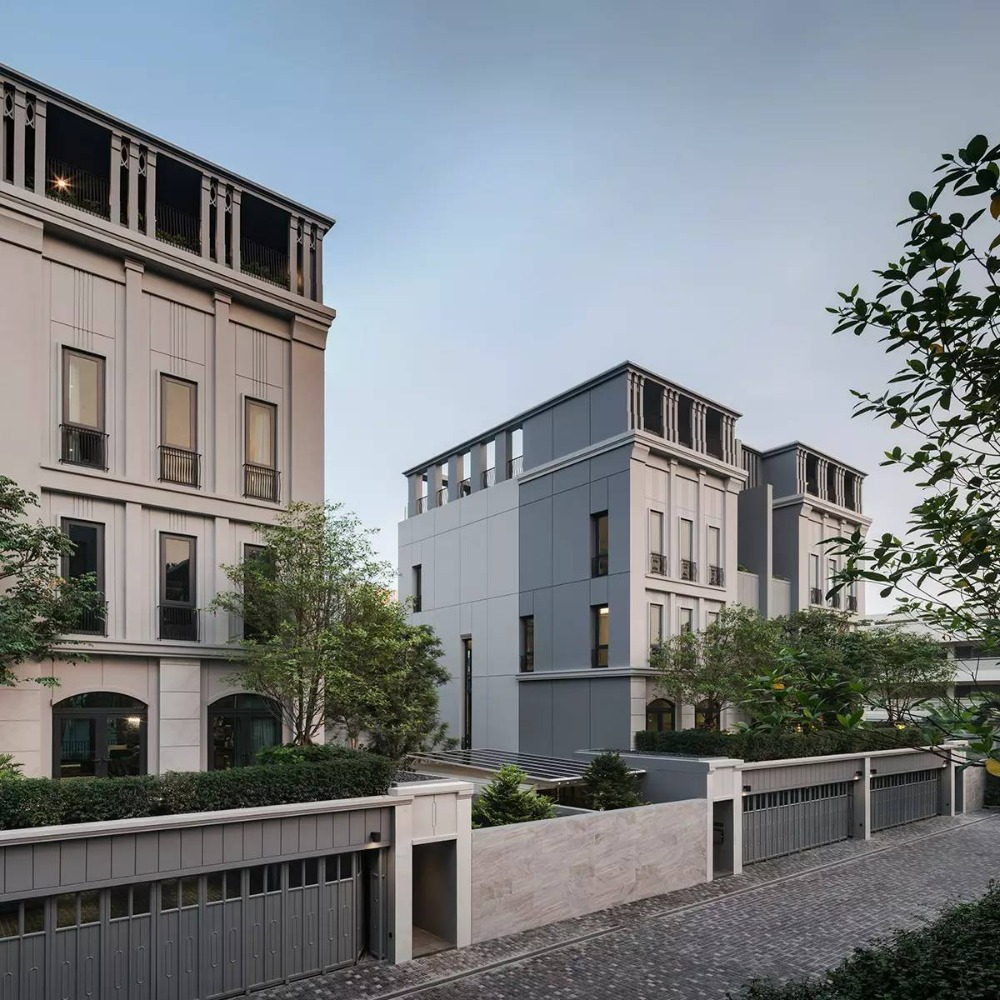 ขายบ้านราชเทวี พญาไท : บ้านหรู มอลตัน ไพรเวท เรสซิเดนซ์ อารีย์   Malton Private Residences Ari   บ้านเดี่ยวระดับ Super Luxury ในซอยพหลโยธิน 8 (ซอยสายลม) BTS อารีย์