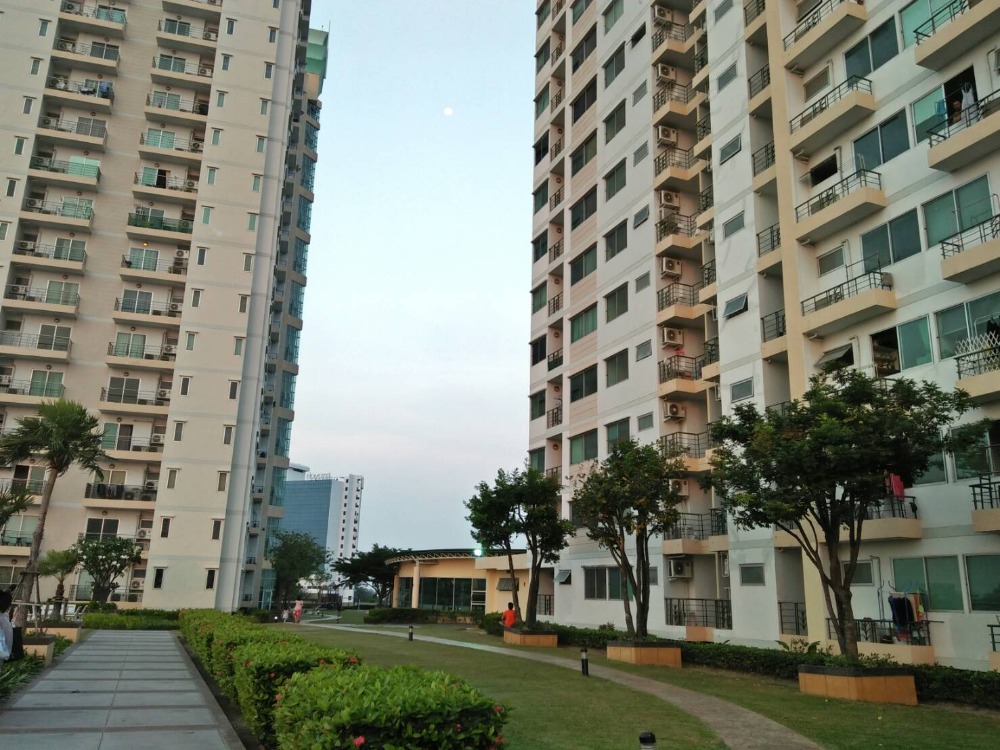 For RentCondoPattanakan, Srinakarin : Office space for rent, good location, Supalai Park Srinakarin Condo.