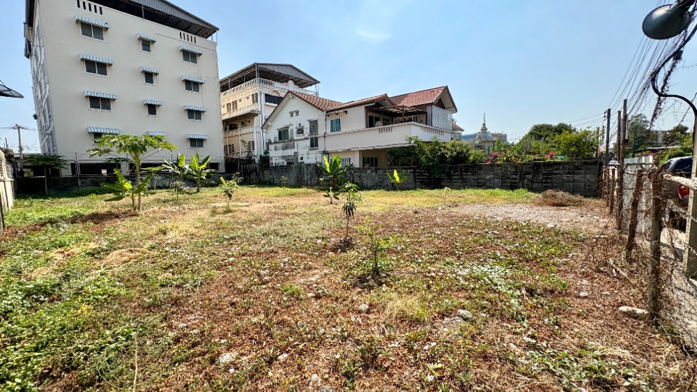 ขายที่ดินวิภาวดี ดอนเมือง หลักสี่ : ขายที่ดินสวยมาก ล้อมรั้วและถมดินแล้ว 140 ตารางวา สี่เหลื่ยมผืนผ้า ดอนเมือง ถนนสรงประภา ซอยสรณคมน์ 20 แยก 8