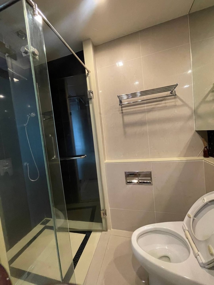 For RentCondoSathorn, Narathiwat : for rent The Address sathorn 56sqm super deal !! 🧡