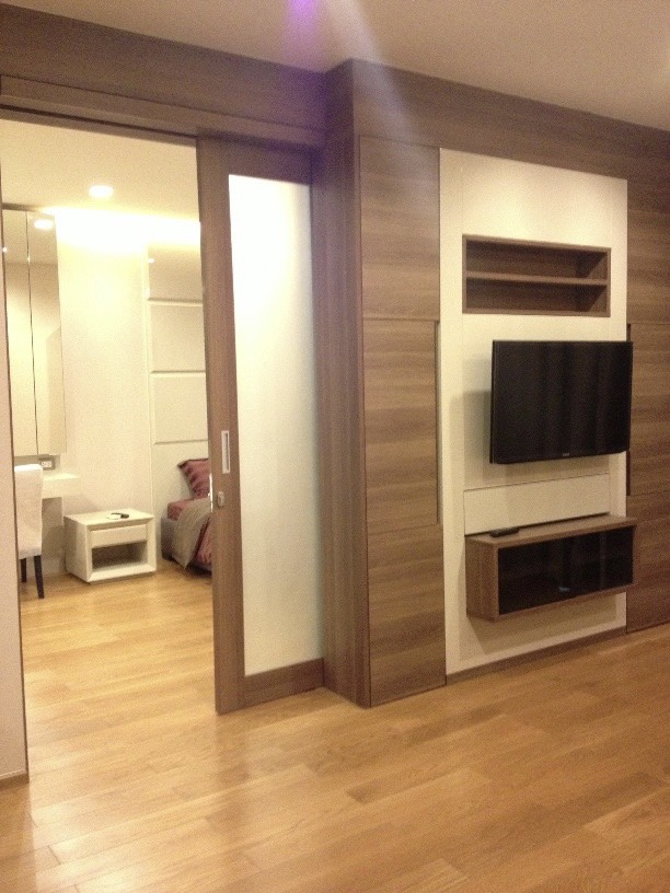 For RentCondoSathorn, Narathiwat : for rent The Address sathorn 56sqm super deal !! 🧡