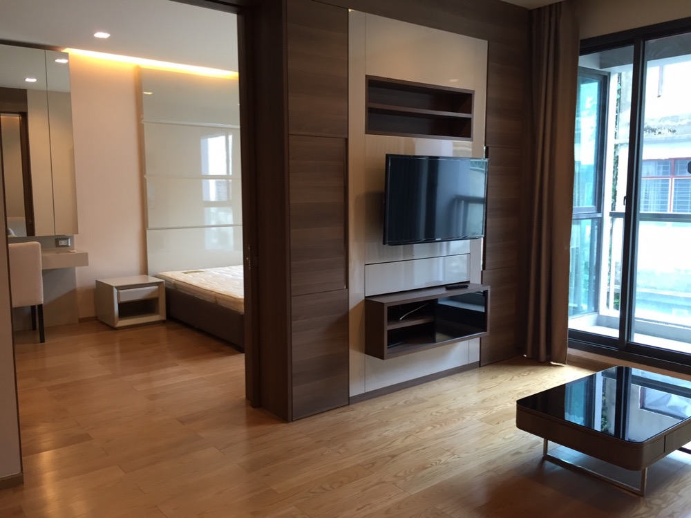 For RentCondoSathorn, Narathiwat : for rent The Address sathorn 56sqm super deal !! 🧡